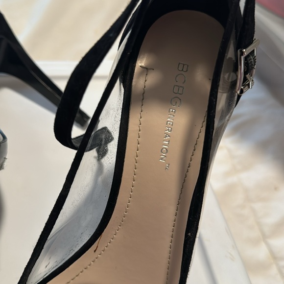 Black heels - Picture 5 of 6